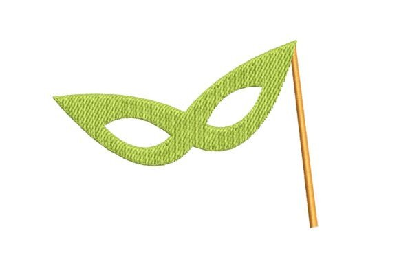 Elegant Green Masquerade Mask Embroidery